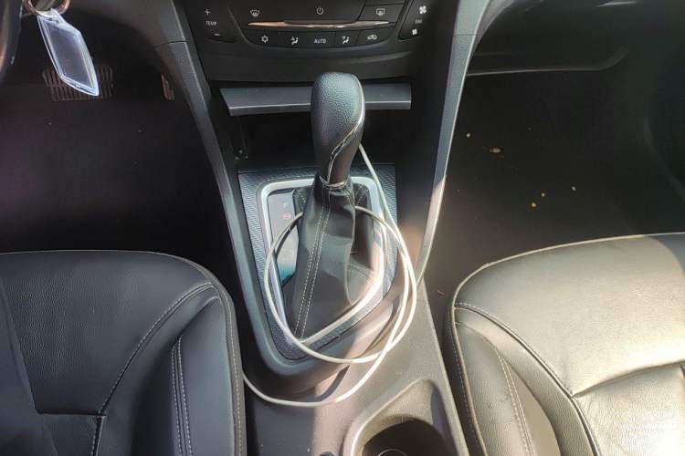 Used Buick GT 2019 18T Automatic Connected Elite Model China V Standard Gear Lever