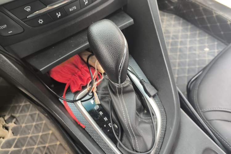 Used Buick GT 2019 18T Automatic Connected Elite Model China VI Standard Gear Lever