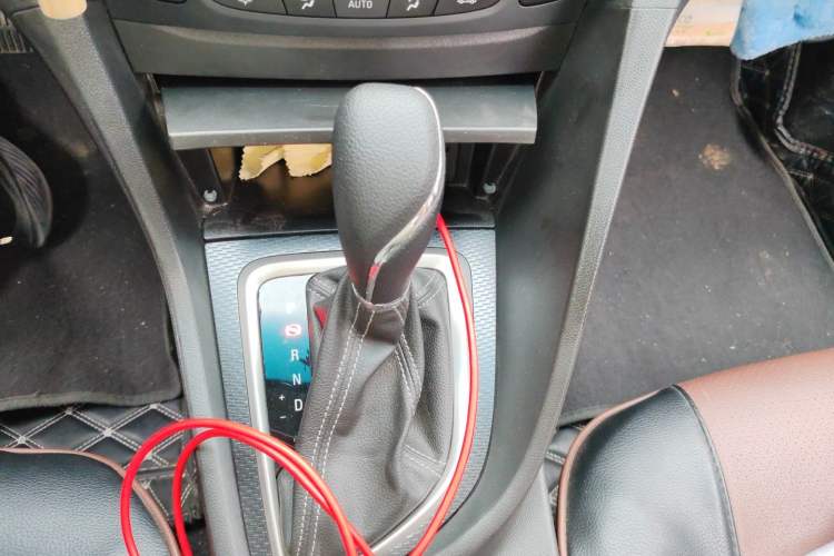 Used Buick GT 2019 18T Automatic Connected Elite Model China VI Standard Gear Lever