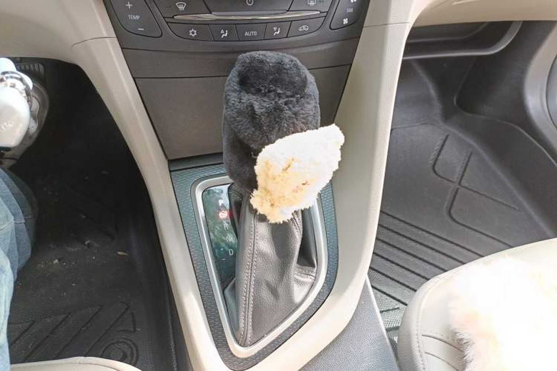 Used Buick GT 2019 15T Dual-Clutch Connected Elite Model China VI Gear Lever