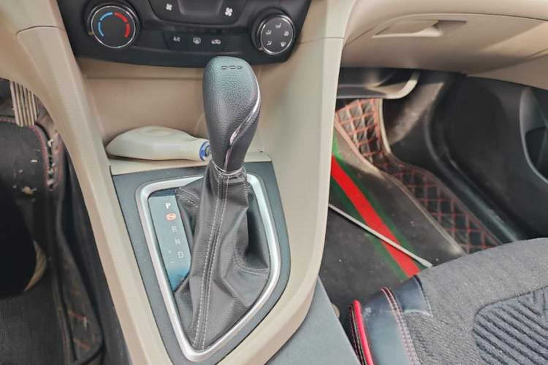 Used Buick GT 2019 15T Dual-Clutch Advanced Version China VI Standard Gear Lever