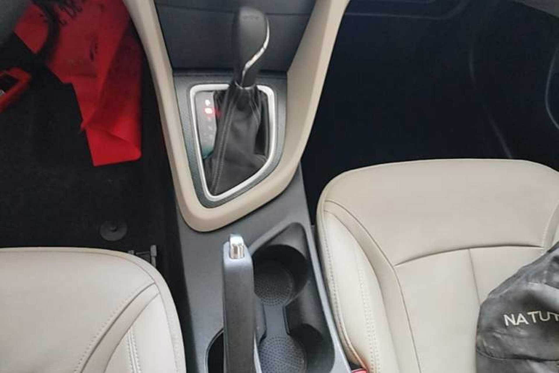 Used Buick GT 2019 15T Dual-Clutch Connected Elite Model China VI Gear Lever