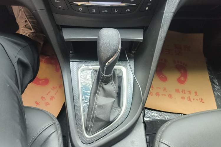 Used Buick GT 2019 18T Automatic Connected Elite Model China VI Standard Gear Lever