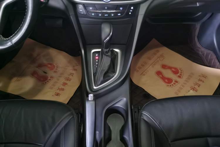 Used Buick GT 2019 18T Automatic Connected Elite Model China V Standard Gear Lever