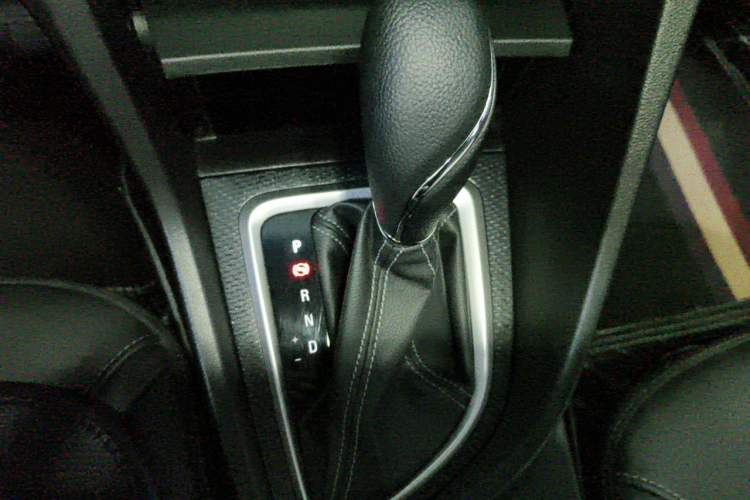 Used Buick GT 2019 18T Automatic Connected Elite Model China VI Standard Gear Lever