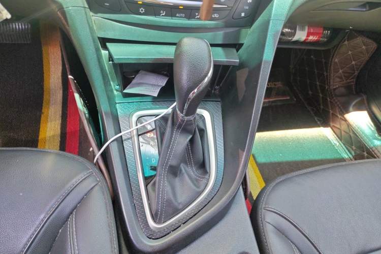 Used Buick GT 2019 18T Automatic Connected Elite Model China VI Standard Gear Lever
