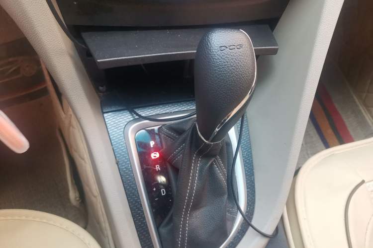Used Buick GT 2019 15T Dual-Clutch CrossFire Limited Edition Fearless Version Gear Lever