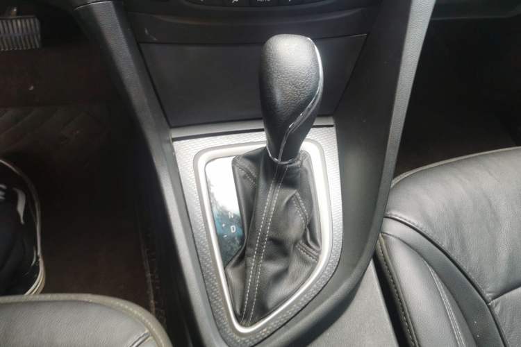 Used Buick GT 2019 18T Automatic Connected Elite Model China VI Standard Gear Lever