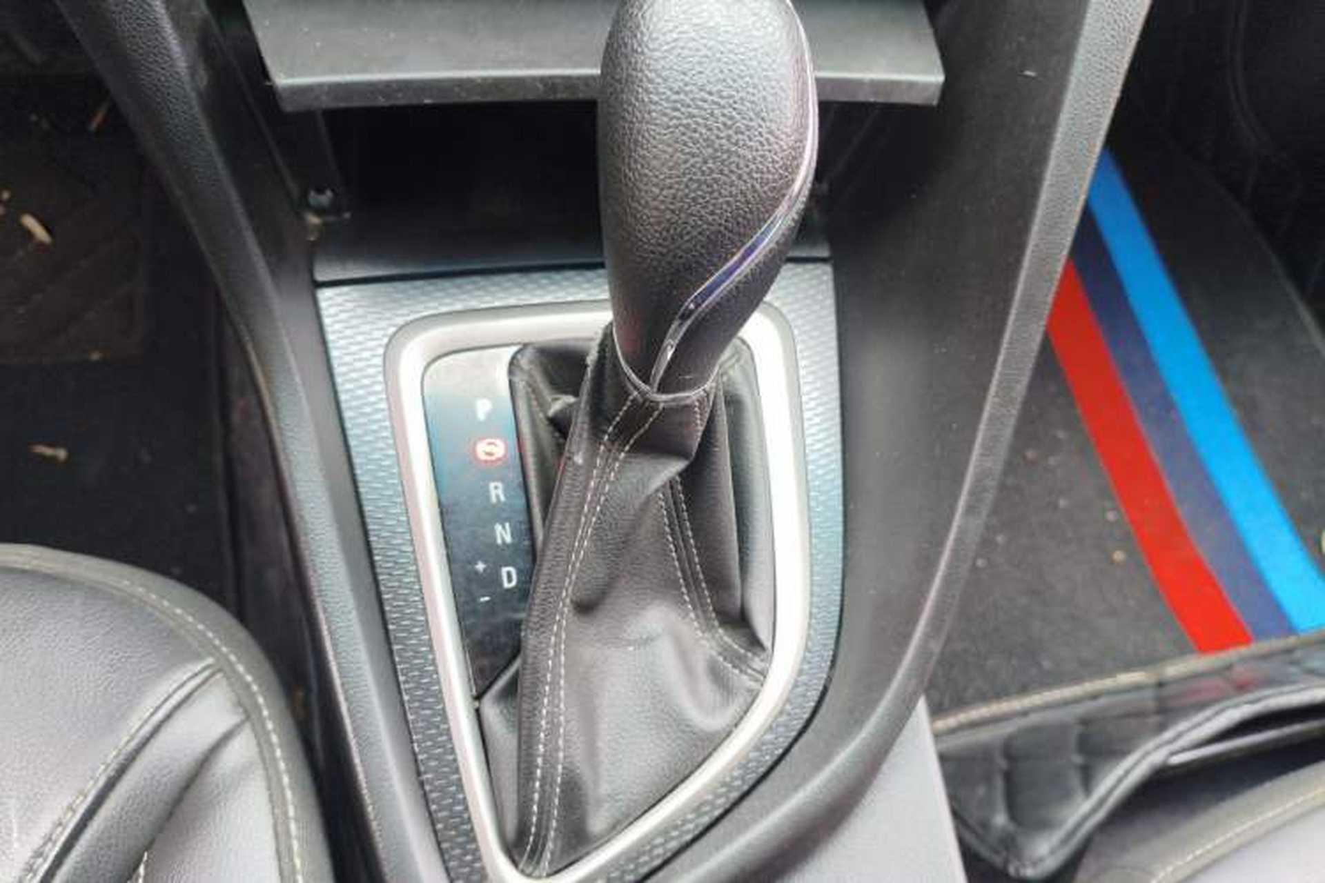 Used Buick GT 2019 18T Automatic Connected Elite Model China VI Standard Gear Lever