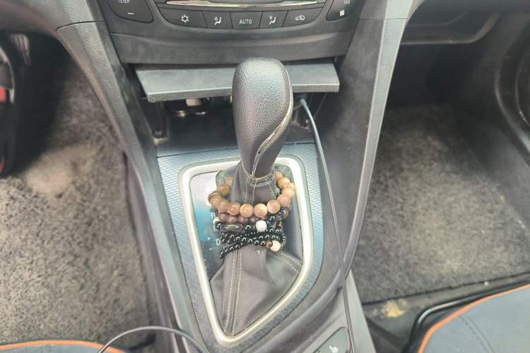Used Buick GT 2019 18T Automatic Connected Flagship Version China V Standard Gear Lever