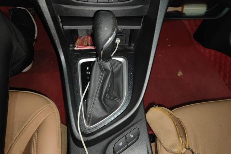 Used Buick GT 2019 18T Automatic Connected Flagship Version China V Standard Gear Lever
