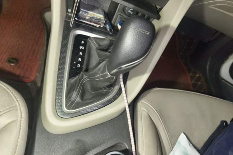 Used Buick GT 2019 15T Dual-Clutch Connected Elite Model China VI Gear Lever