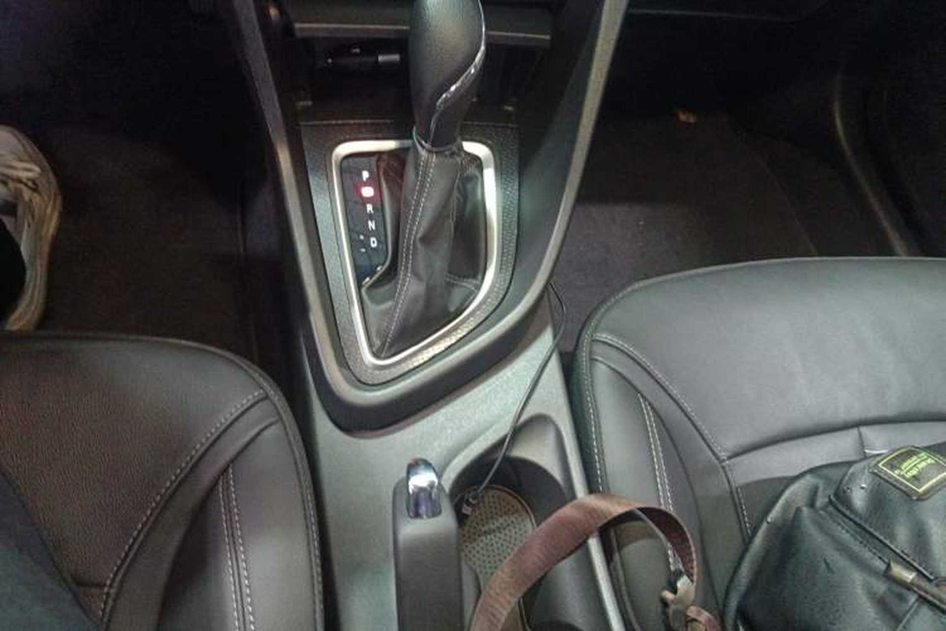 Used Buick GT 2019 18T Automatic Connected Elite Model China VI Standard Gear Lever