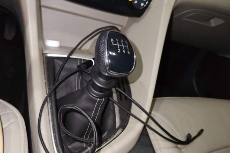 Used Buick GT 2019 15T Manual Elite Version China VI Standard Gear Lever