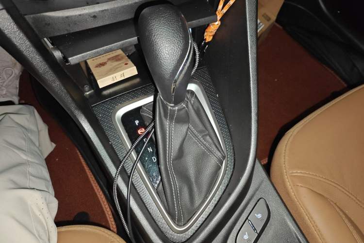 Used Buick GT 2019 18T Automatic Connected Flagship Version China VI Standard Gear Lever