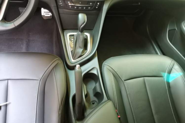 Used Buick GT 2019 18T Automatic Connected Elite Model China VI Standard Gear Lever