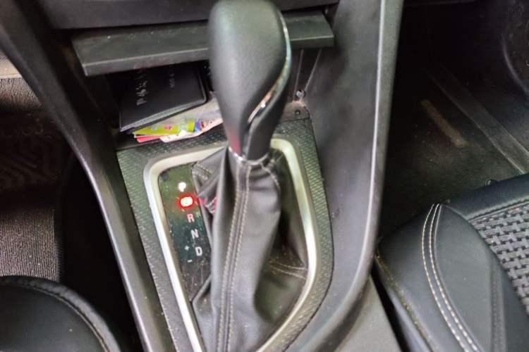 Used Buick GT 2019 18T Automatic Connected Elite Model China VI Standard Gear Lever