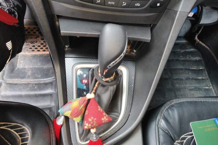 Used Buick GT 2019 18T Automatic Connected Elite Model China V Standard Gear Lever