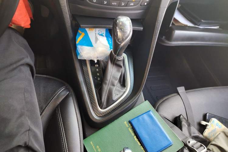 Used Buick GT 2019 18T Automatic Connected Elite Model China V Standard Gear Lever