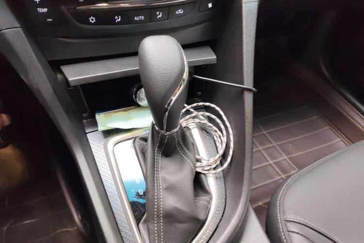 Used Buick GT 2019 18T Automatic Connected Elite Model China V Standard Gear Lever