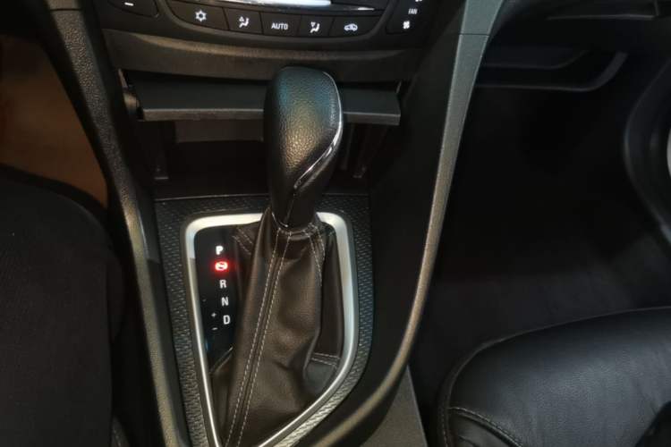 Used Buick GT 2019 18T Automatic Connected Elite Model China VI Standard Gear Lever