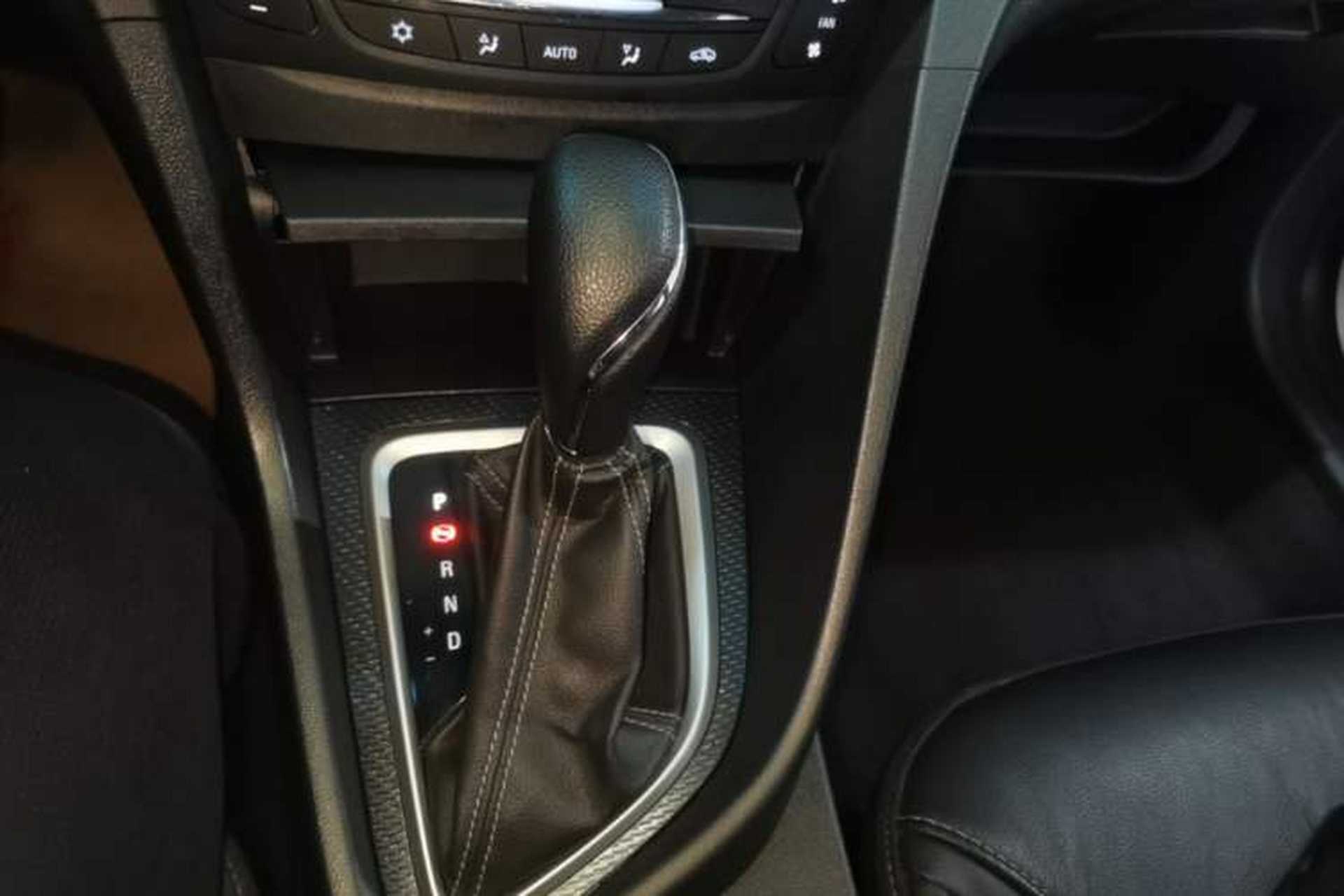 Used Buick GT 2019 18T Automatic Connected Elite Model China VI Standard Gear Lever