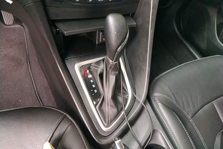 Used Buick GT 2019 18T Automatic Connected Elite Model China VI Standard Gear Lever