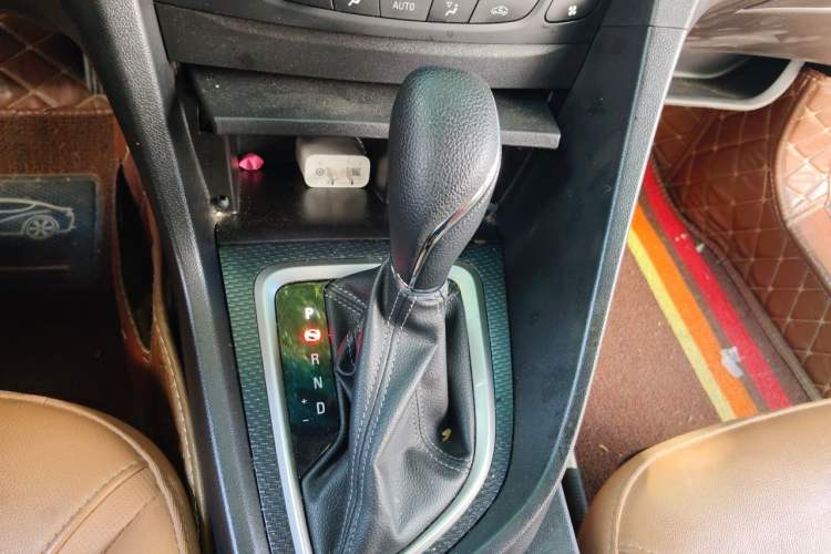 Used Buick GT 2019 18T Automatic Connected Flagship Version China VI Standard Gear Lever