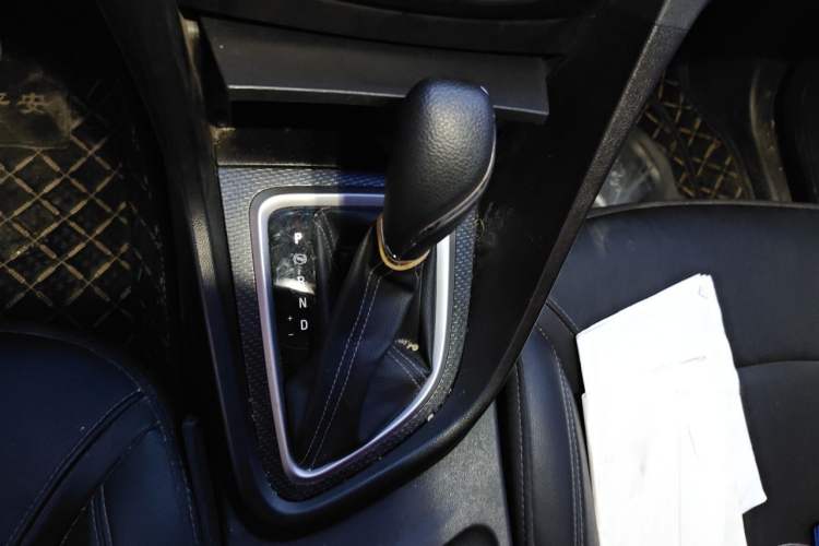 Used Buick GT 2019 18T Automatic Connected Elite Model China VI Standard Gear Lever