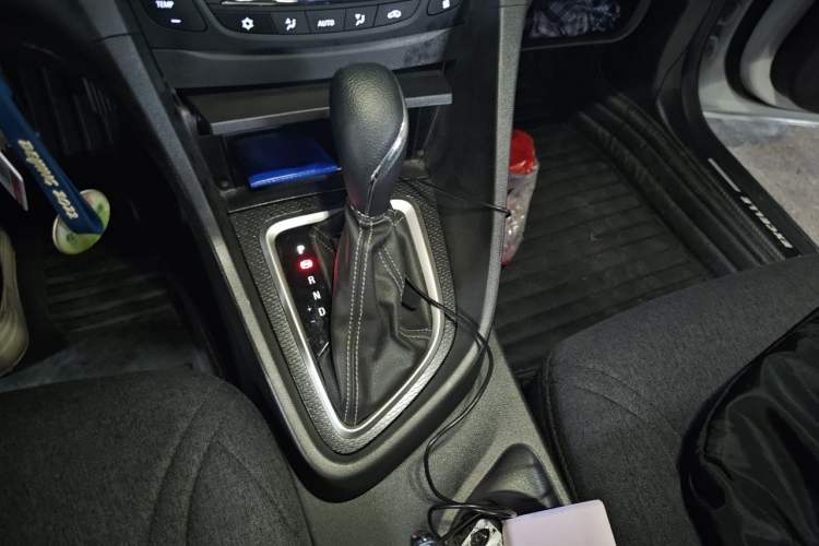 Used Buick GT 2019 18T Automatic Connected Elite Model China VI Standard Gear Lever