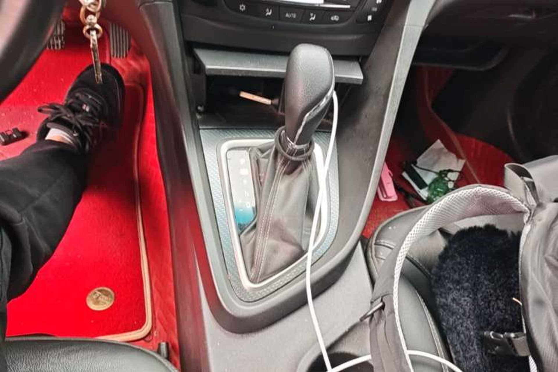 Used Buick GT 2019 18T Automatic Connected Elite Model China VI Standard Gear Lever