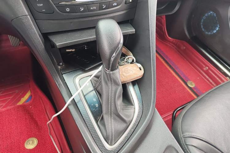 Used Buick GT 2019 18T Automatic Connected Elite Model China V Standard Gear Lever