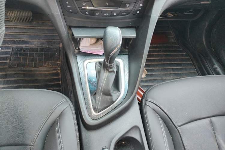 Used Buick GT 2019 18T Automatic Connected Elite Model China V Standard Gear Lever