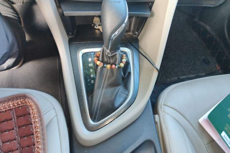 Used Buick GT 2019 15T Dual-Clutch Connected Elite Model China VI Gear Lever