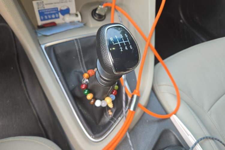 Used Buick GT 2019 15T Manual Elite Version China VI Standard Gear Lever