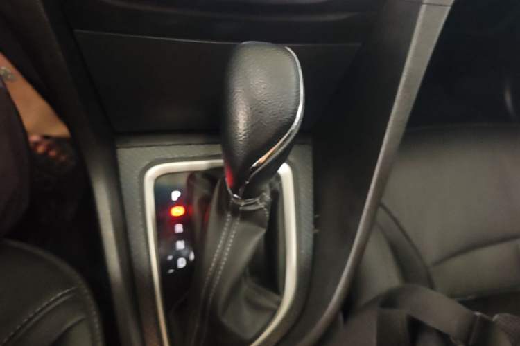 Used Buick GT 2019 18T Automatic Connected Elite Model China VI Standard Gear Lever