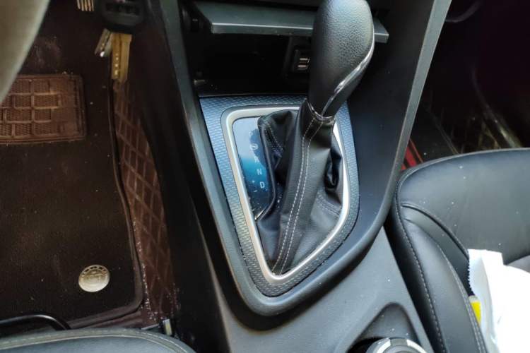 Used Buick GT 2019 18T Automatic Connected Elite Model China VI Standard Gear Lever