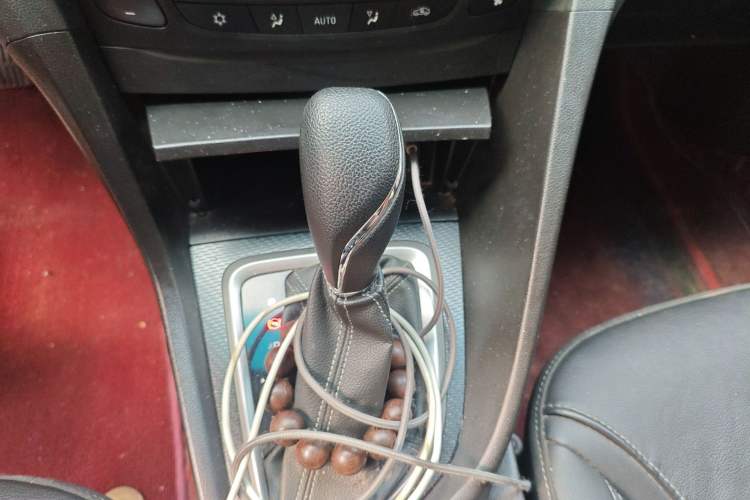 Used Buick GT 2019 18T Automatic Connected Elite Model China V Standard Gear Lever