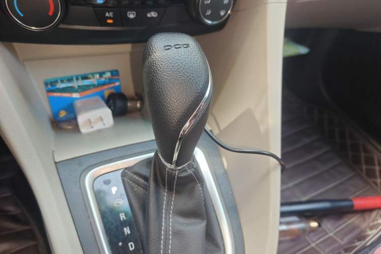 Used Buick GT 2019 15T Dual-Clutch Advanced Version China VI Standard Gear Lever