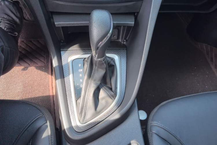 Used Buick GT 2019 18T Automatic Connected Elite Model China VI Standard Gear Lever