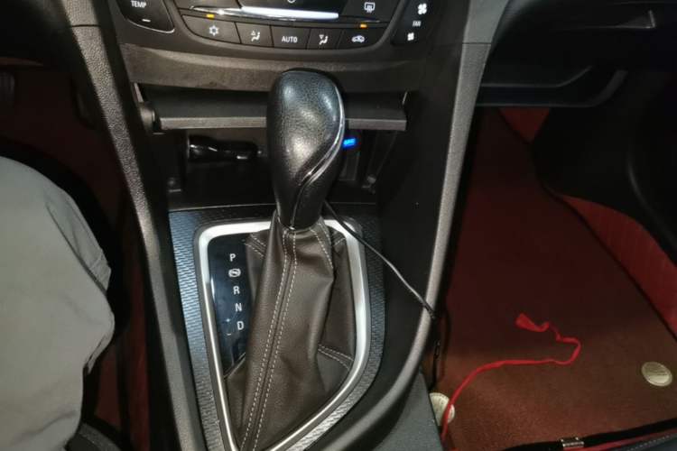 Used Buick GT 2019 18T Automatic Connected Elite Model China V Standard Gear Lever