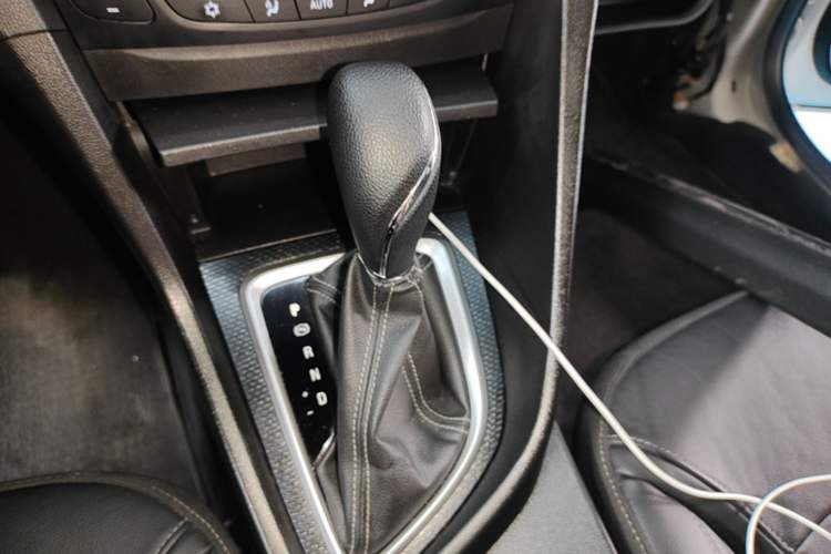 Used Buick GT 2019 18T Automatic Connected Elite Model China VI Standard Gear Lever