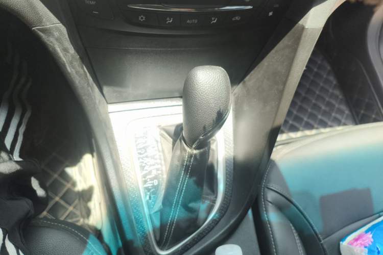 Used Buick GT 2019 18T Automatic Connected Elite Model China VI Standard Gear Lever