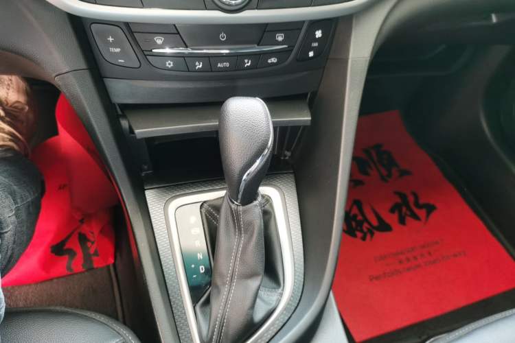 Used Buick GT 2019 18T Automatic Connected Elite Model China VI Standard Gear Lever