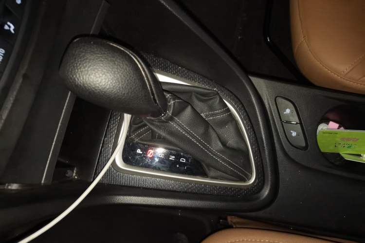 Used Buick GT 2019 18T Automatic Connected Flagship Version China VI Standard Gear Lever