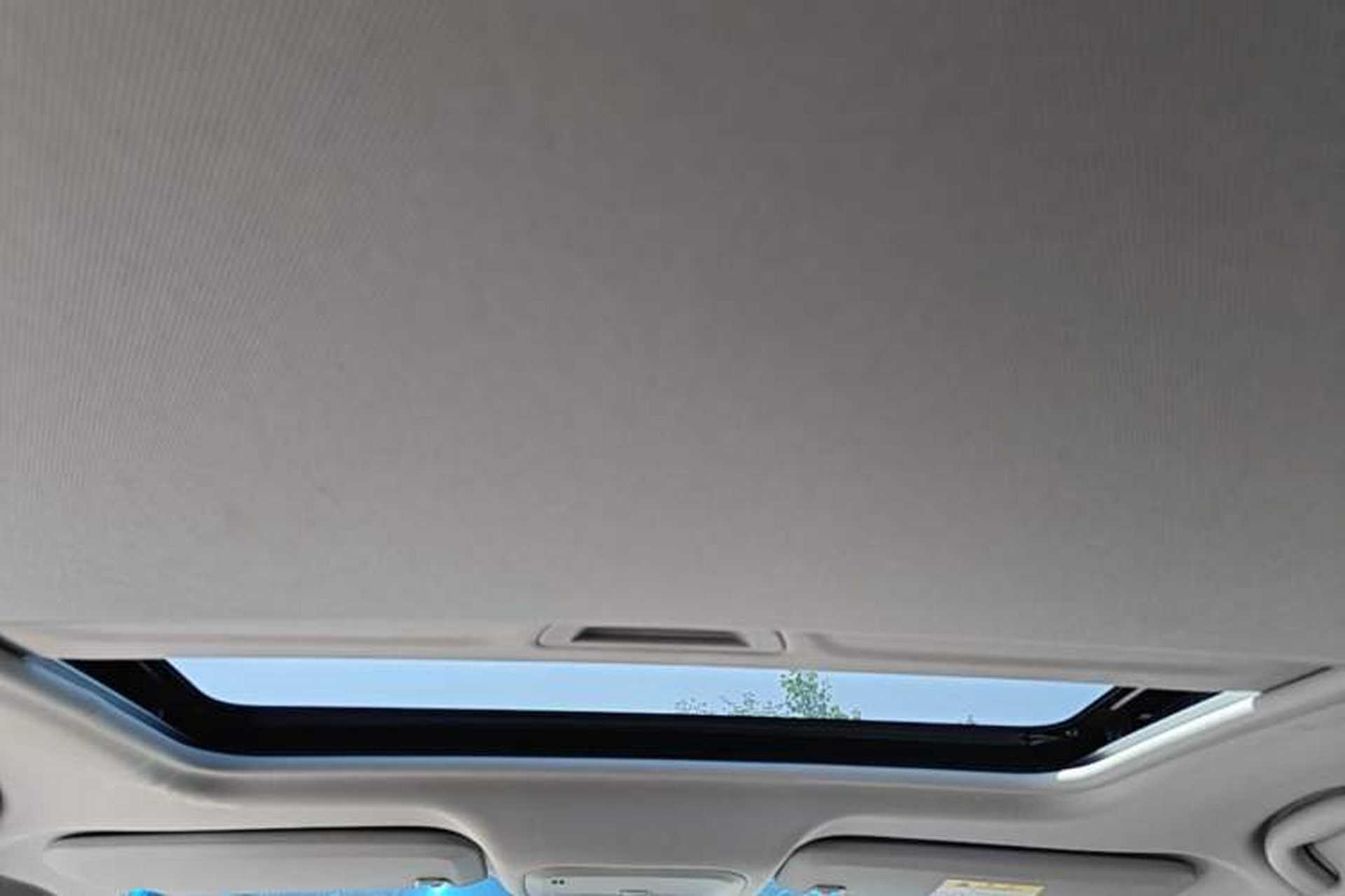 Used Buick GT 2019 18T Automatic Connected Elite Model China VI Standard Headliner