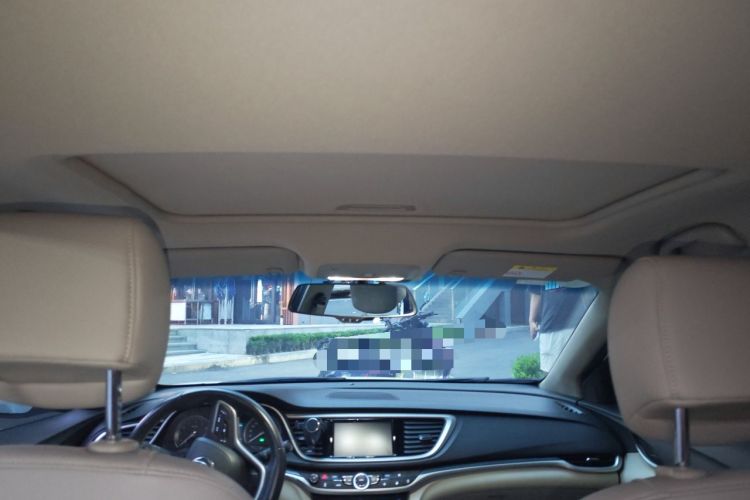 Used Buick GT 2019 15T Dual-Clutch Connected Elite Model China VI Headliner