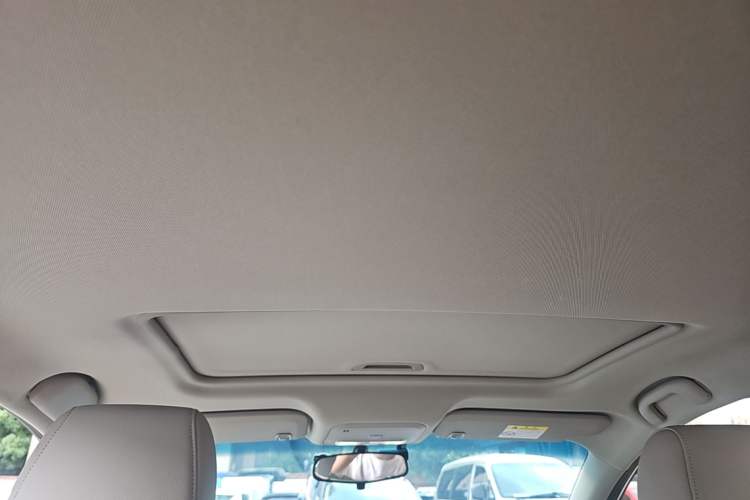 Used Buick GT 2019 15T Manual Elite Version China VI Standard Headliner