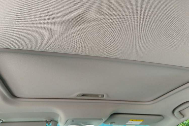 Used Buick GT 2019 18T Automatic Connected Elite Model China VI Standard Headliner