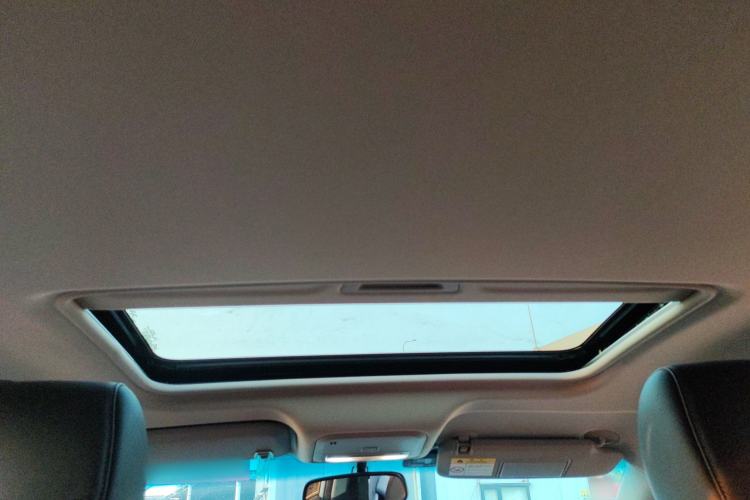 Used Buick GT 2019 18T Automatic Connected Elite Model China VI Standard Headliner